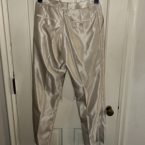 Vinci Sharkskin Metallic 2-Piece Tuxedo/Suit - Picture 3 of 16